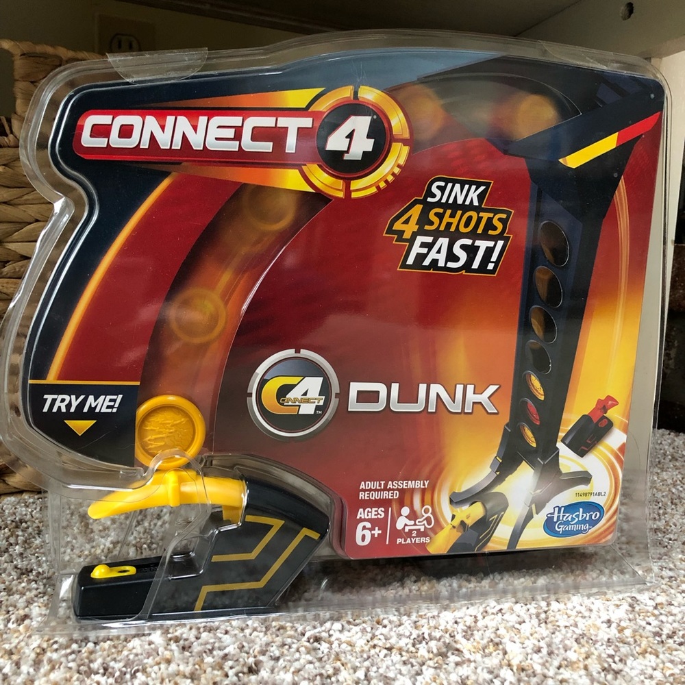 CONNECT 4 DUNK game